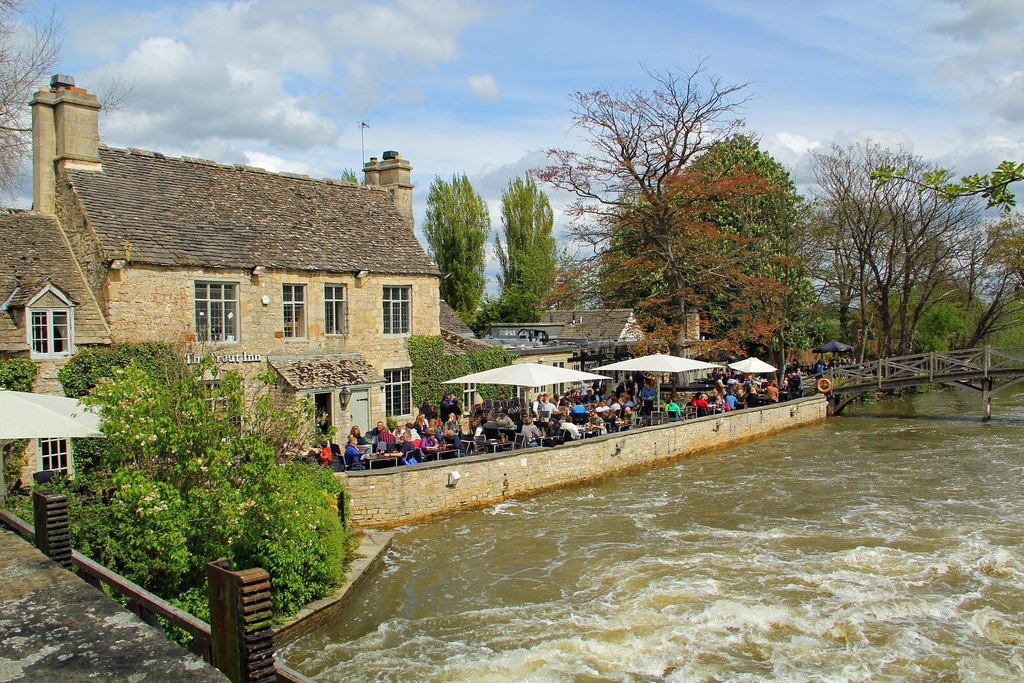 טראוט מסעדת גסטרו-פאב באוקספורד