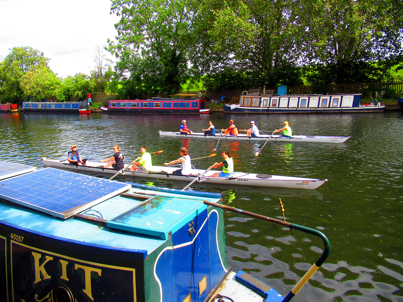 Rowing contest by the cycling path