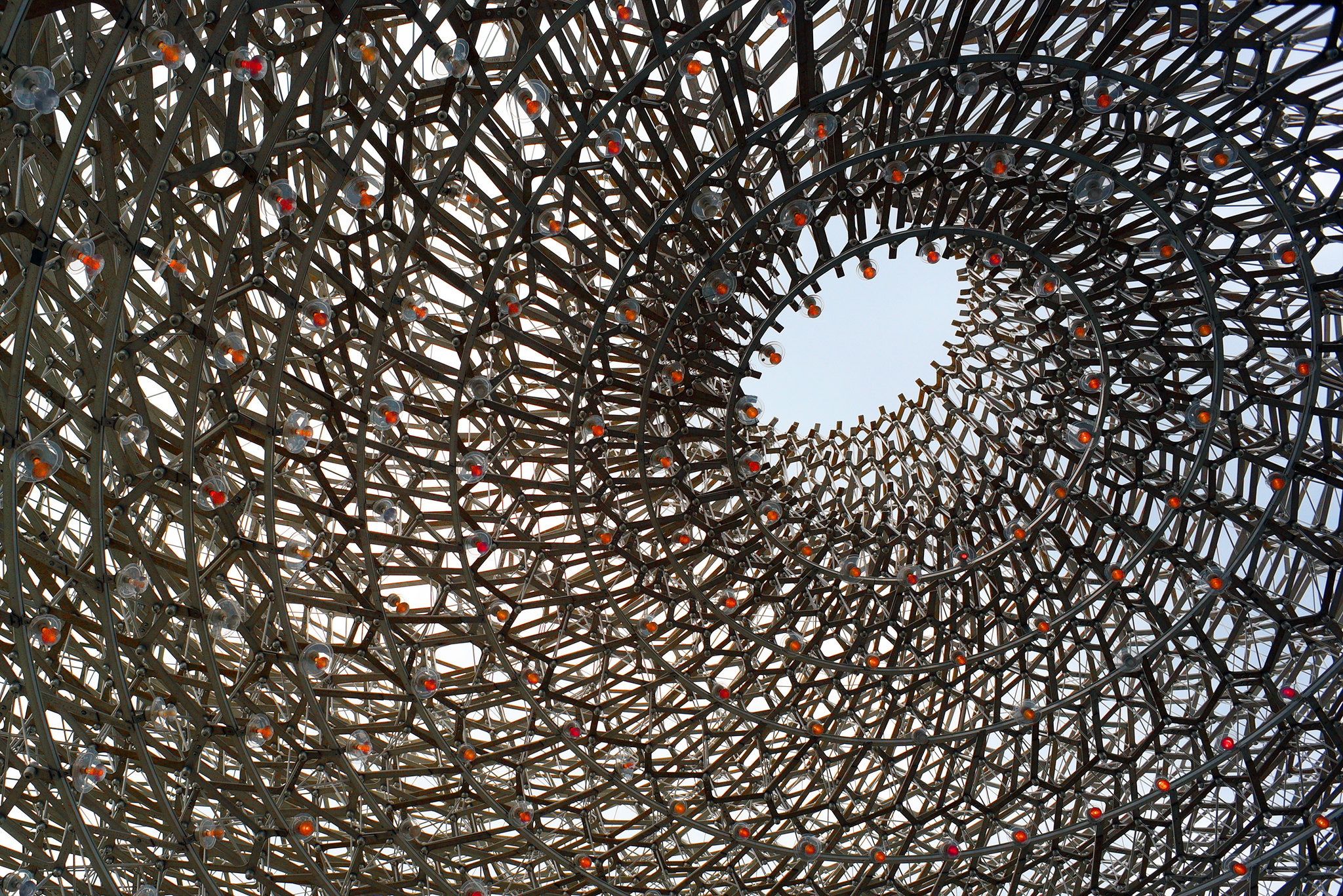 הכוורת בגני קיו לונדון