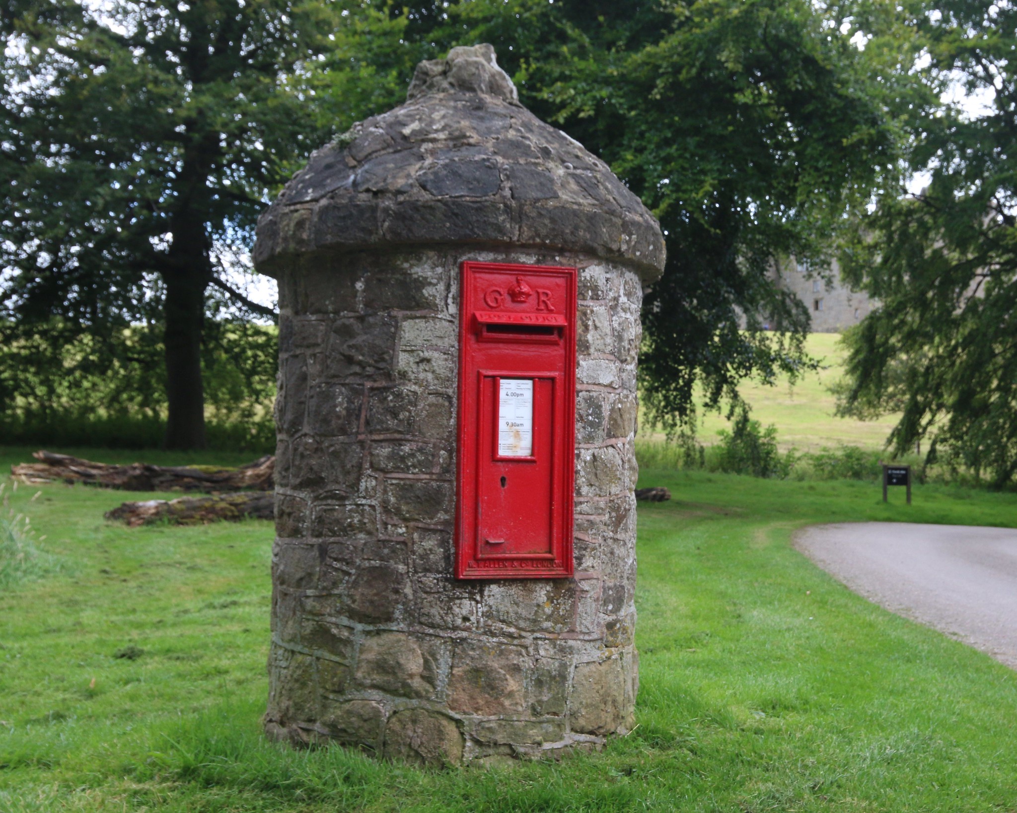 תיבת דואר ייחודית בוויילס