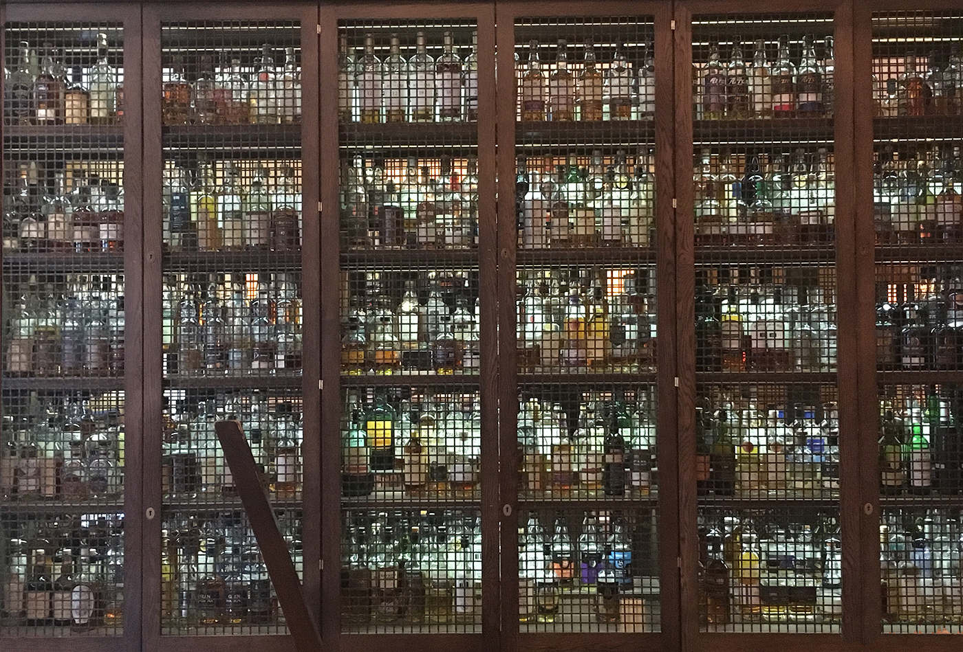 הבר של הבלמורל - מלון באדינבורו סקוטלנד