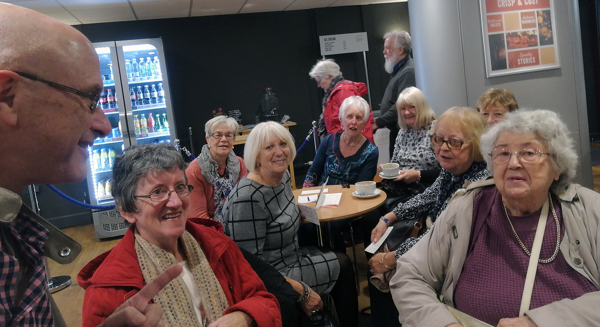 הצגות בתיטראון פרינג' באנגליה